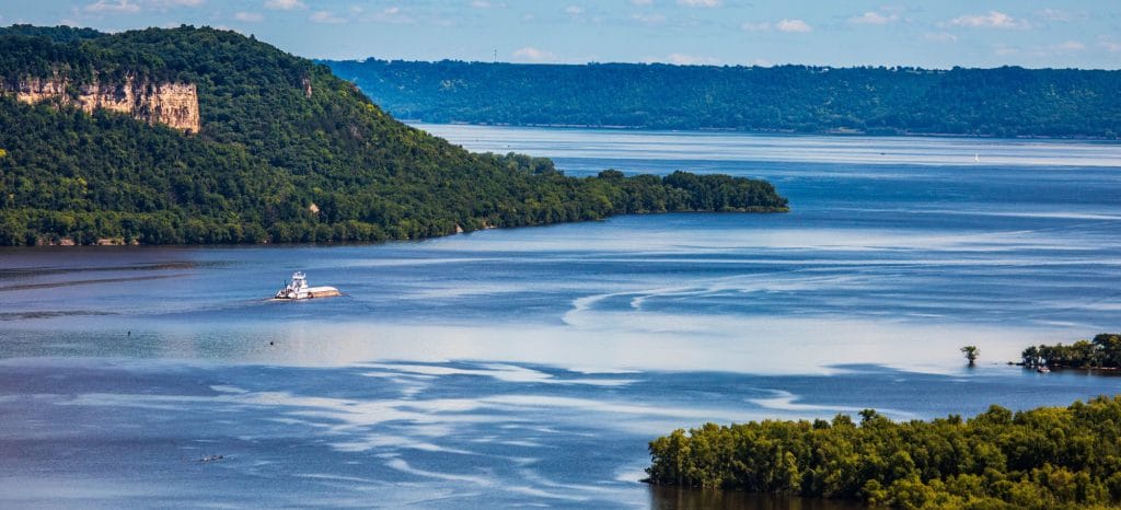 Visit Lake City- Lake Pepin Spring with Barge